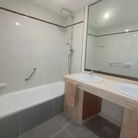 Club Paraiso 2-bedroom *